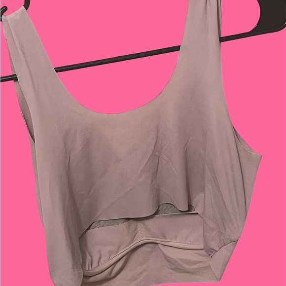 Seamless Nude Bra - Picture 4 of 4